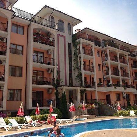 Gardenia Apartments Primorsko Exteriör bild