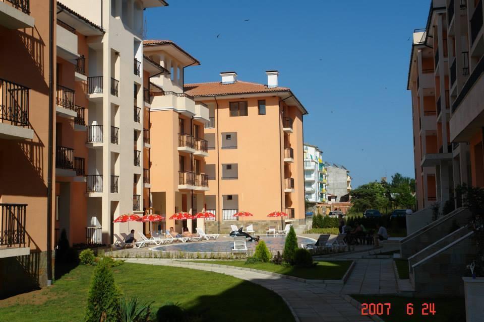 Gardenia Apartments Primorsko Exteriör bild