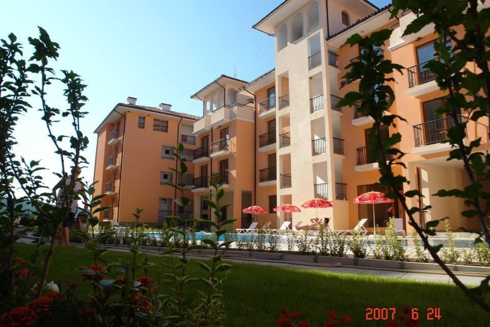 Gardenia Apartments Primorsko Exteriör bild